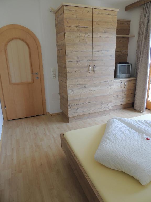 Haeus'L Am Ruan Aparthotel Berwang Room photo