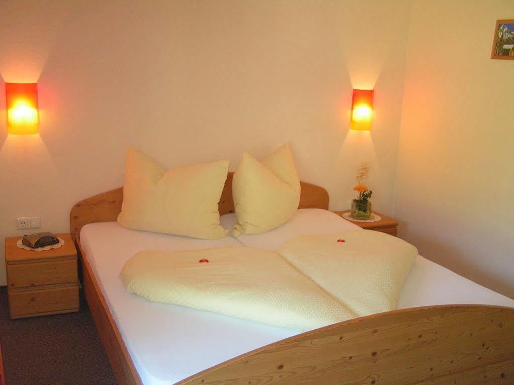 Haeus'L Am Ruan Aparthotel Berwang Exterior photo